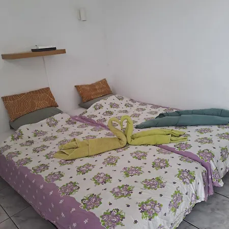 El Chaparral Studio-appartement With Fantastic Pool- View And Wifi Lägenhet Costa Del Silencio